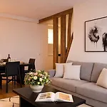 Stunning Jardin Du Luxembourg With Lift Apartmán *
