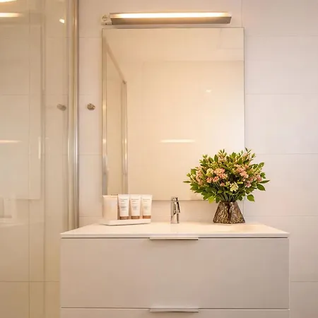 Stunning Jardin Du Luxembourg With Lift Apartmán *