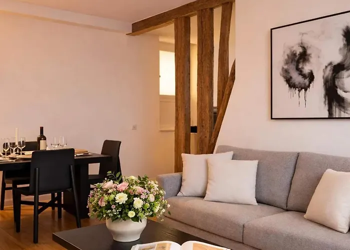 Stunning Jardin Du Luxembourg With Lift Apartman *